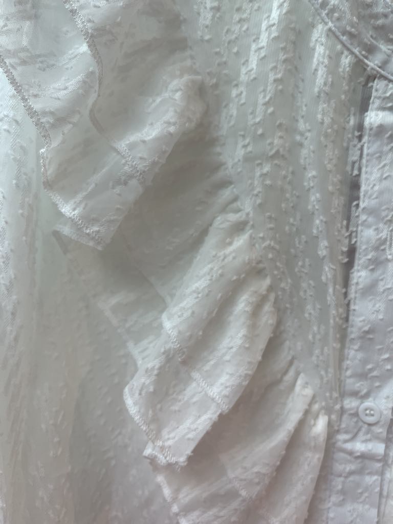 Chemisier élégant tissu transparent