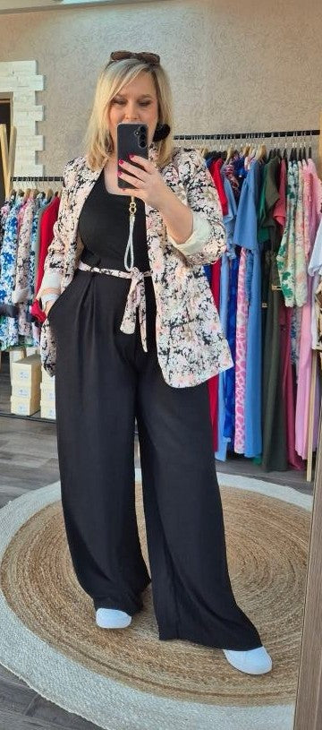 Pantalon fluide avec ceinture fleurie