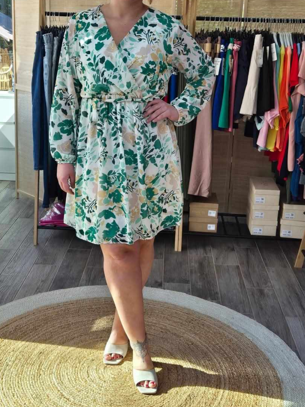 Robe fleurie manches fluides