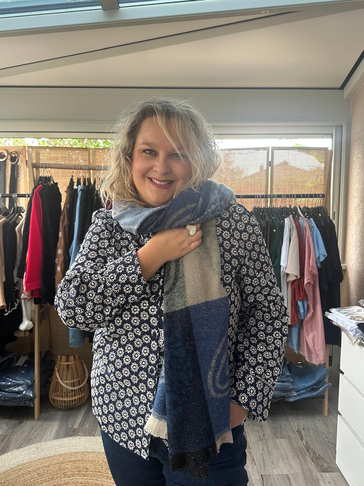 Blouse bleue