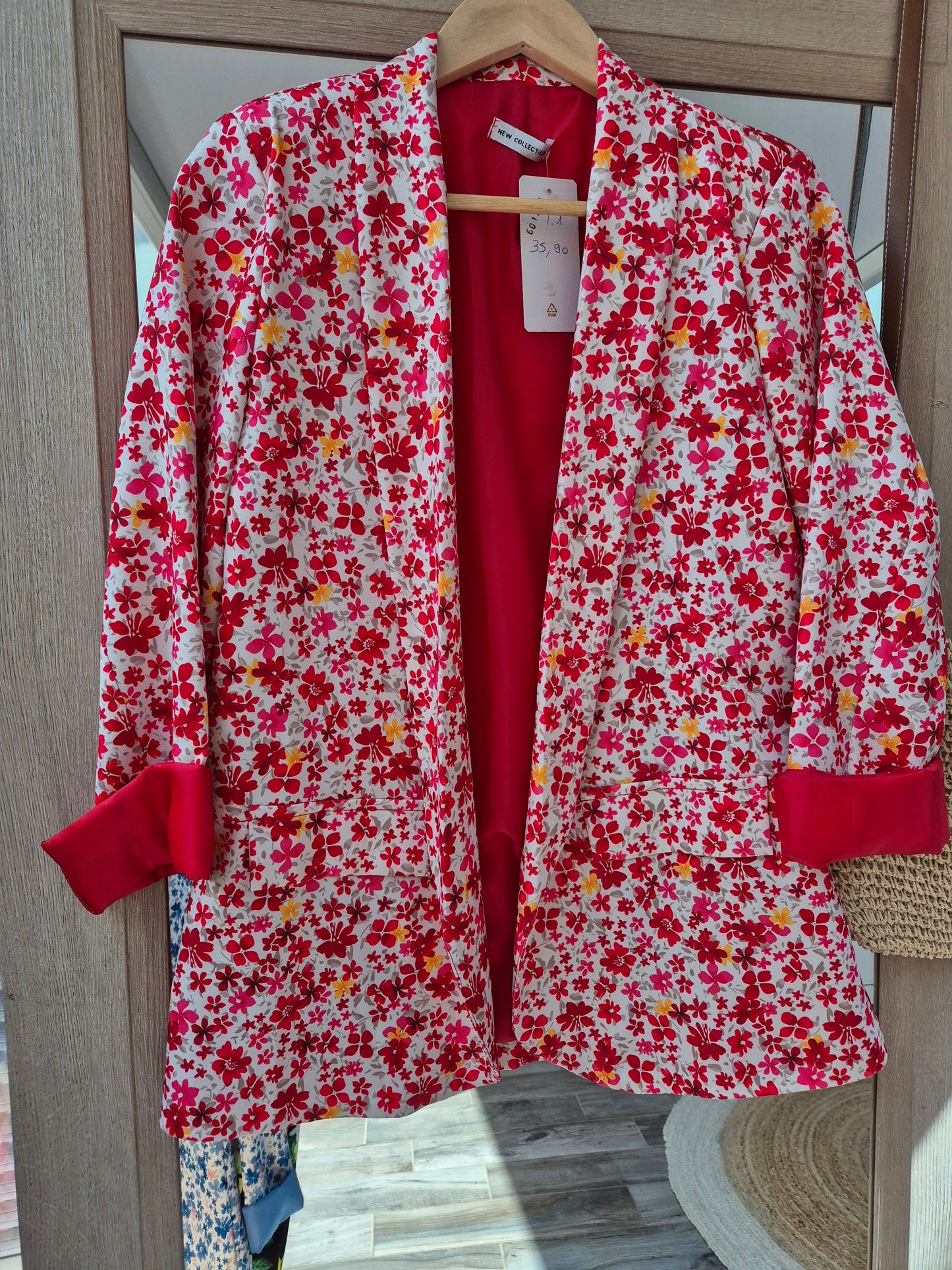 Veste blazer fleurie taille 1