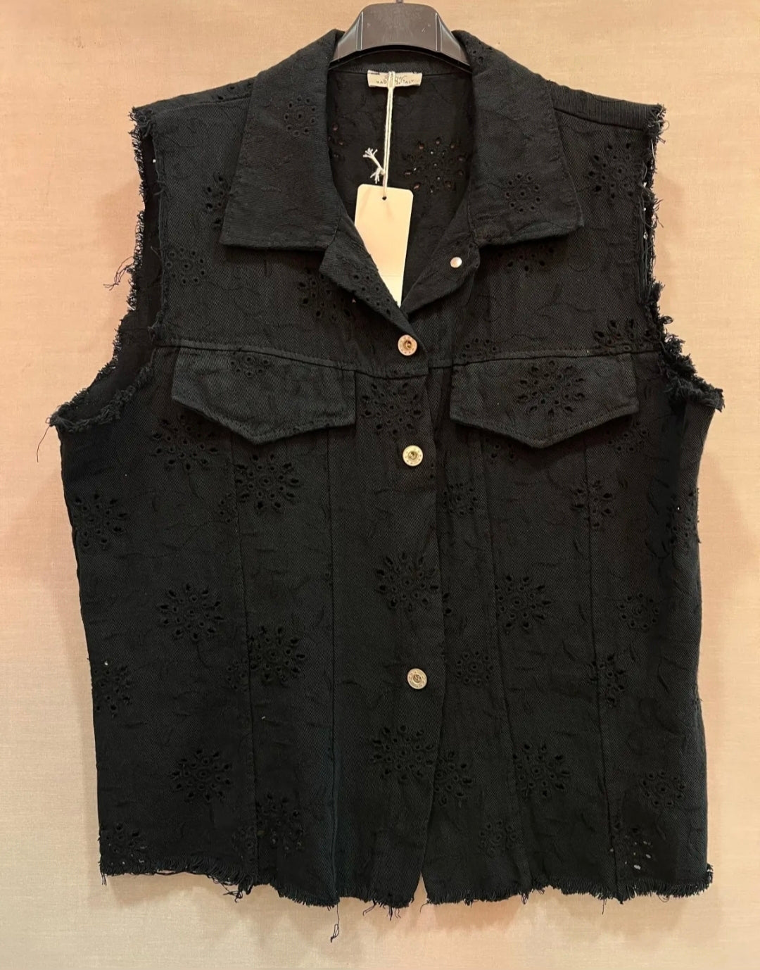 Veste jean brodé sans manches