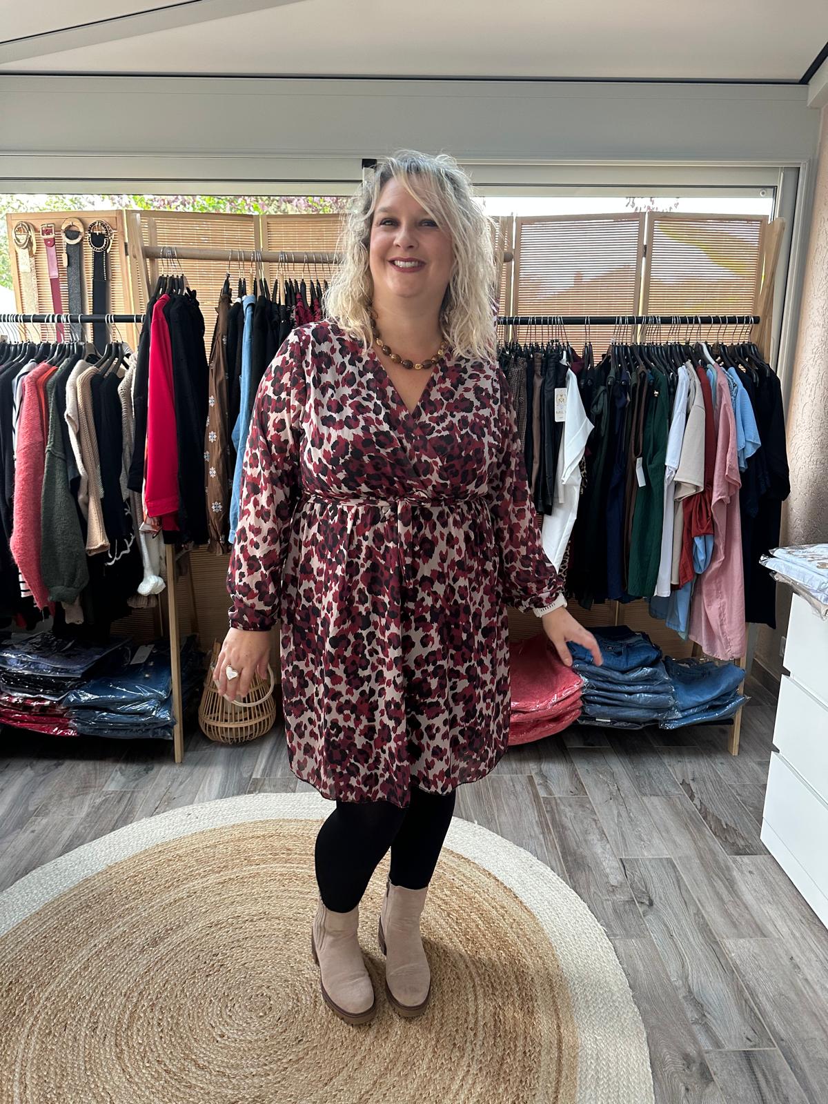 Robe motif bordeaux