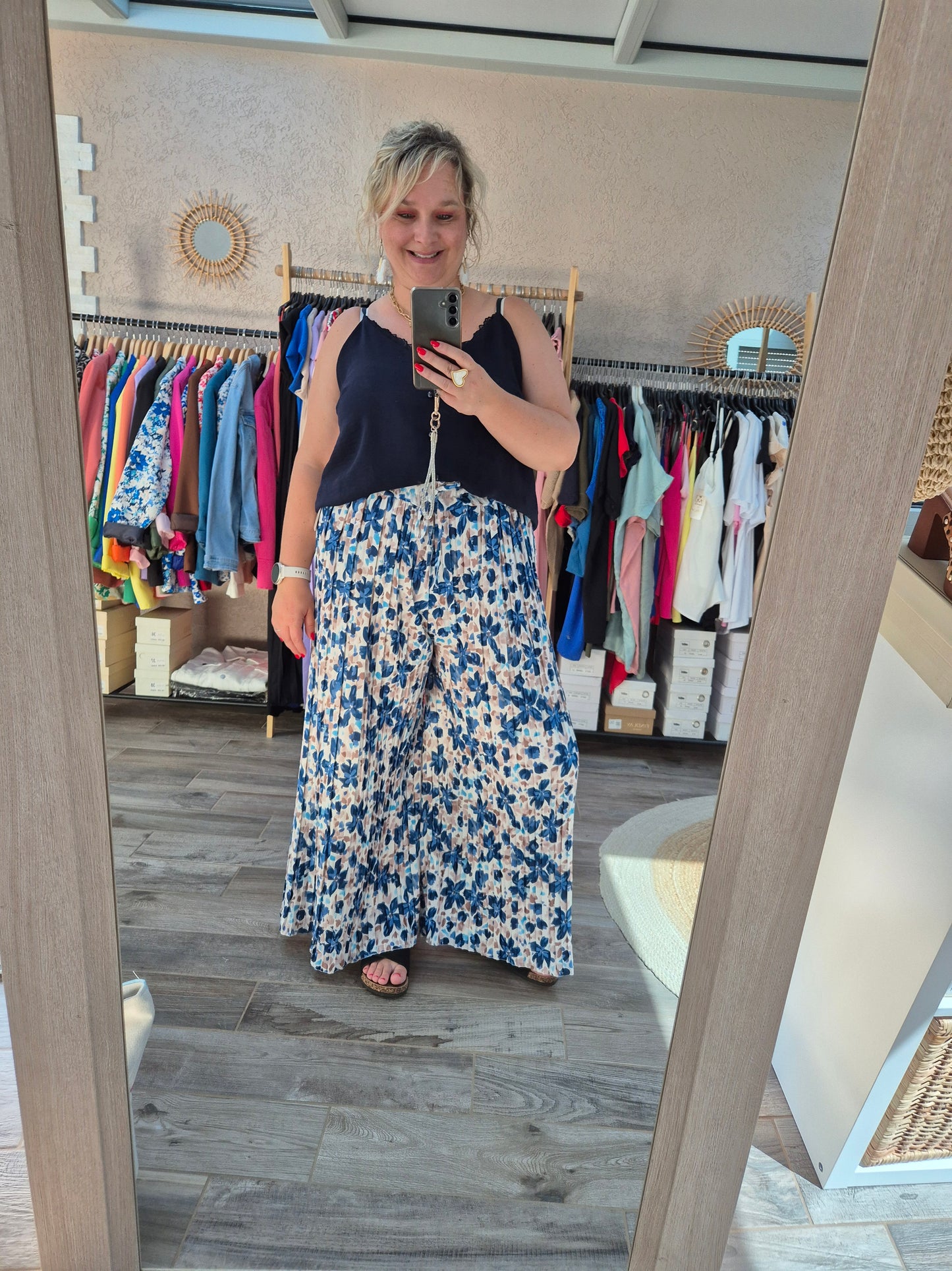 Pantalon plissé motif floral