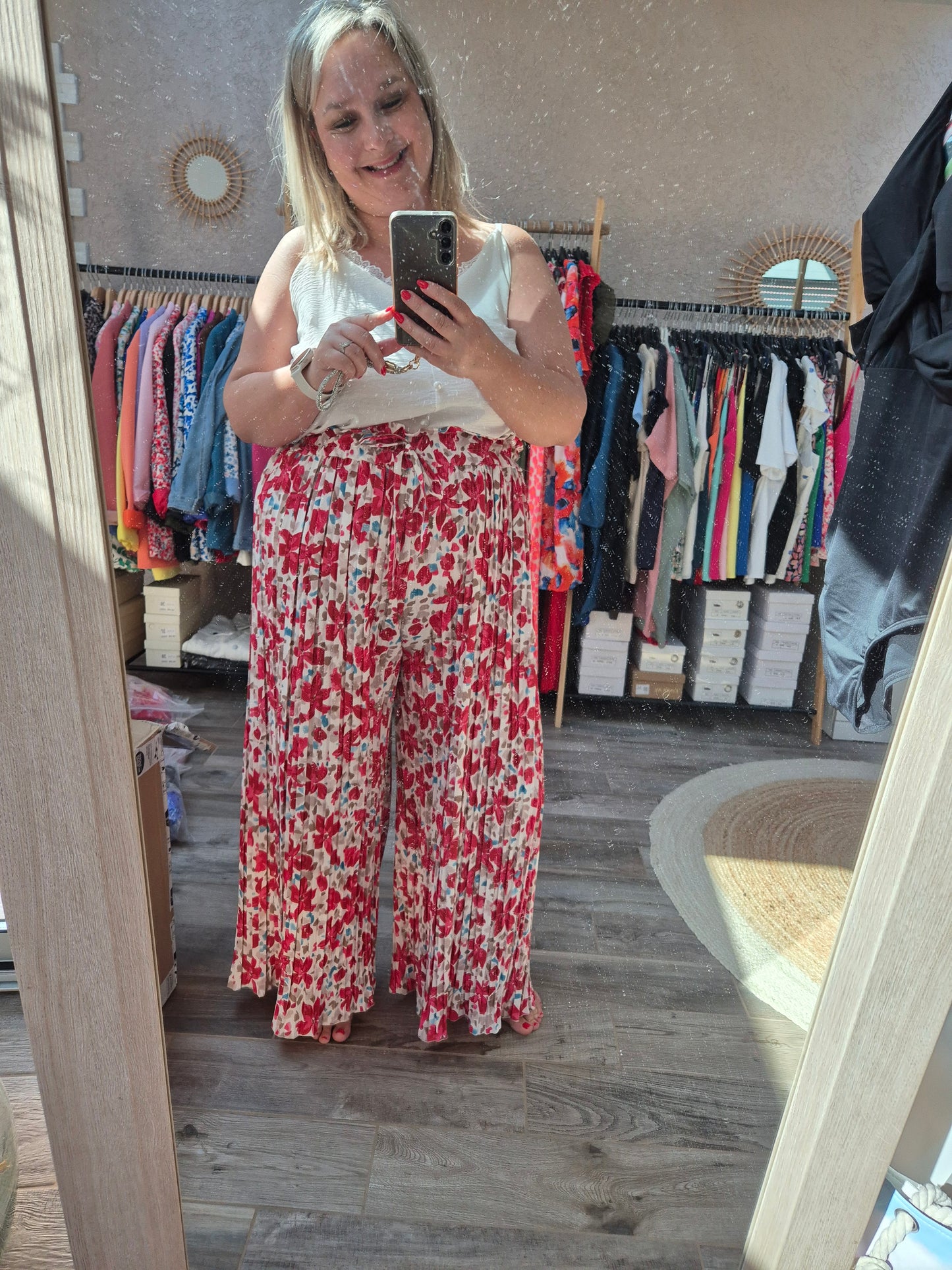 Pantalon plissé motif floral