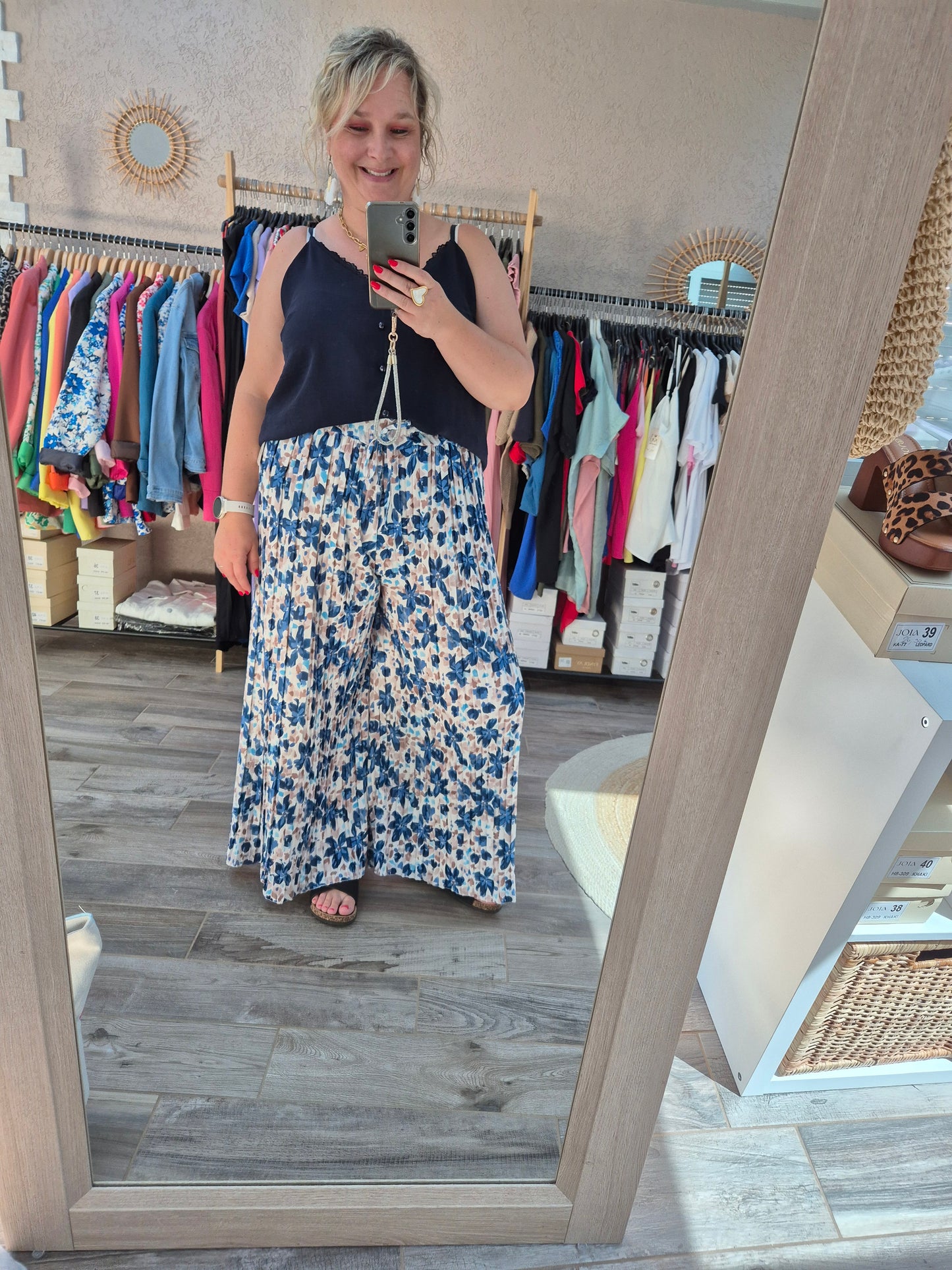 Pantalon plissé motif floral