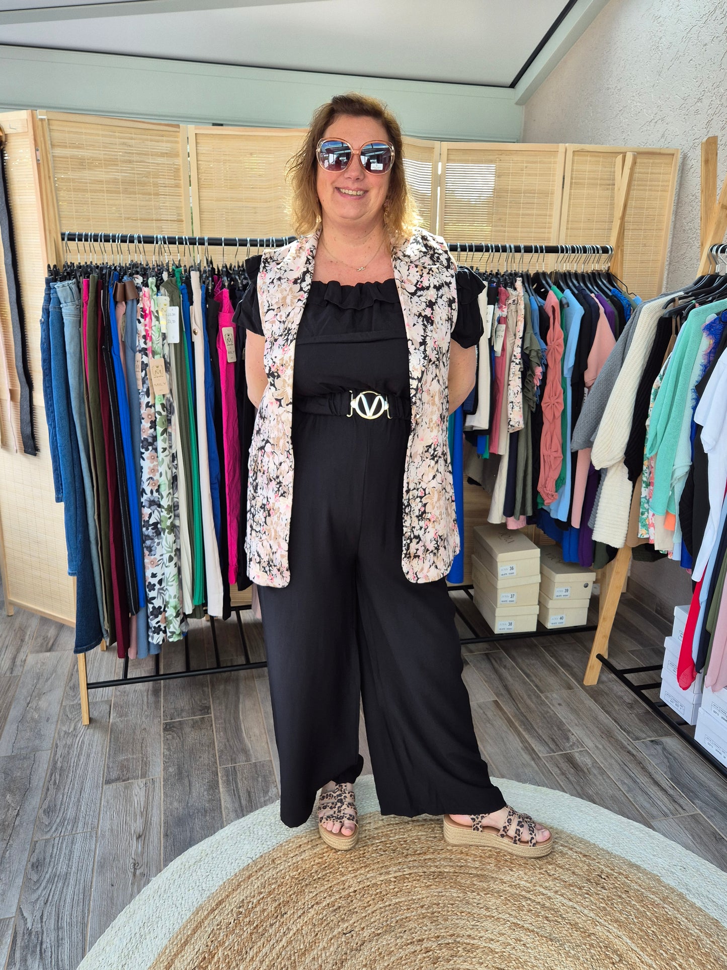 Veste fleurie sans manche